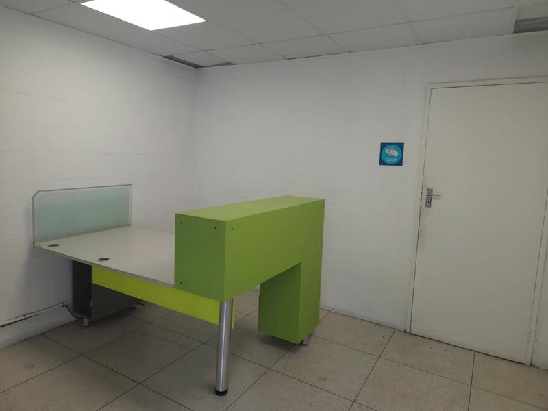 To Let Commercial Property for Rent in Parow East Western Cape